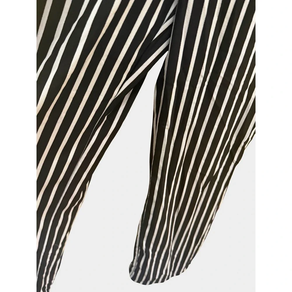 🌻3/$10 Ci Sono Black Ivory Striped Jumpsuit Spaghetti Strap Small Minimalist - Picture 6 of 9